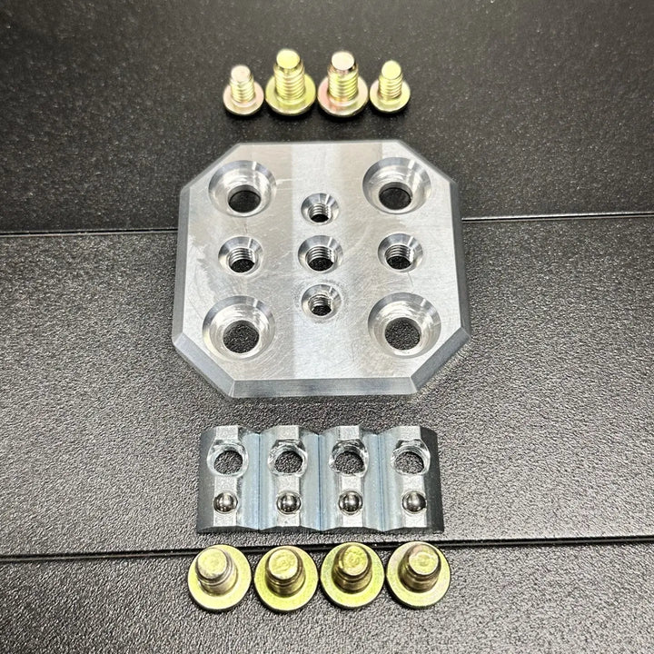 Universal Center Mounting Plate | Bed &amp; Roof RacksXtrusion Overland