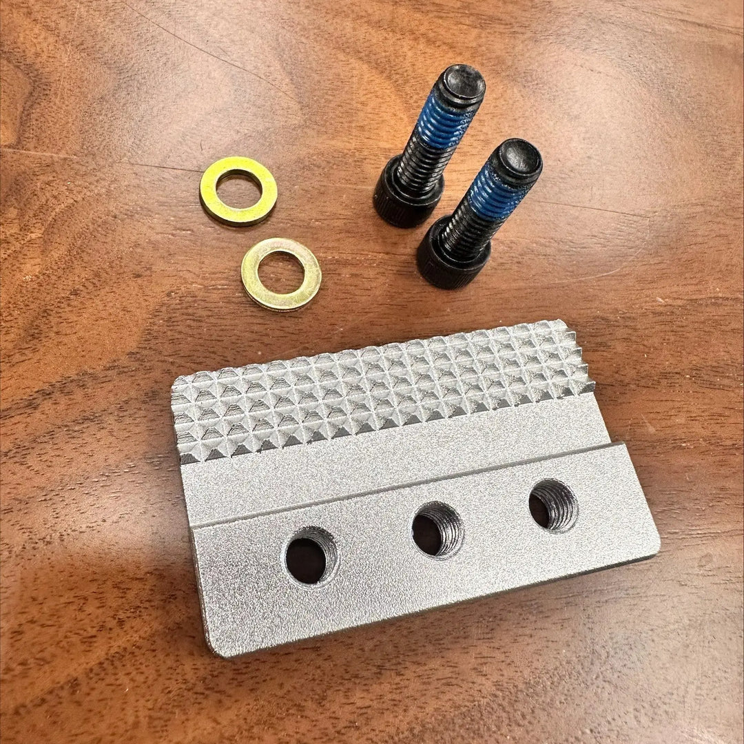 XTR Pinch Plate Mounting Kit | Bed Rack MountsXtrusion Overland