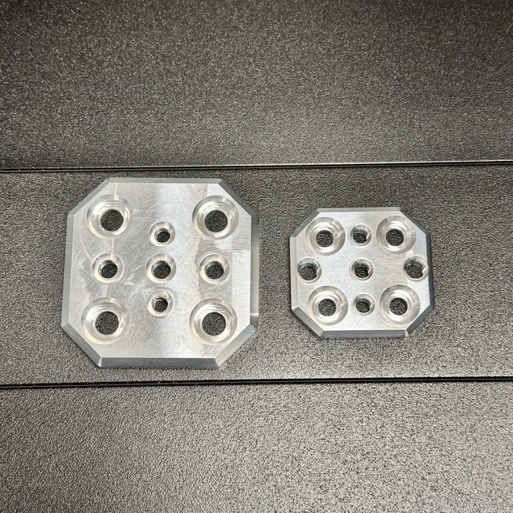 Universal Center Mounting Plate | Bed &amp; Roof RacksXtrusion Overland