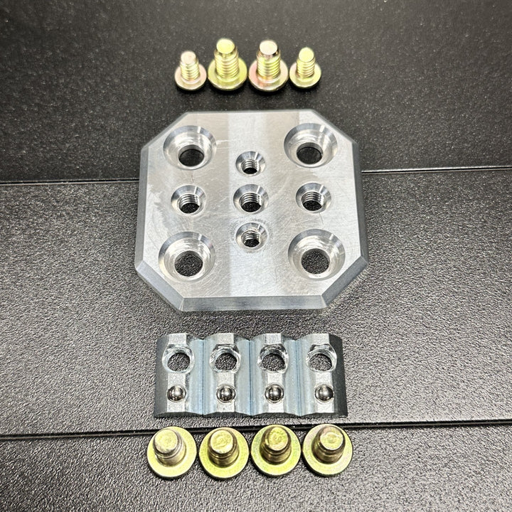 Universal Center Mounting Plate | Bed &amp; Roof RacksXtrusion Overland